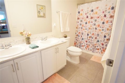 House in Orlando, Florida 4 bedrooms, 250.84 sq.m. № 1883231 - photo 17