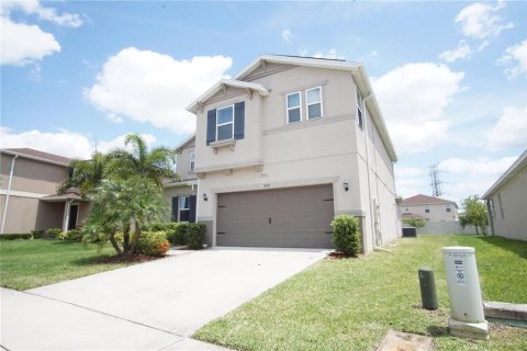 House in Orlando, Florida 4 bedrooms, 250.84 sq.m. № 1883231 - photo 2