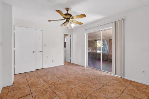 House in Kissimmee, Florida 2 bedrooms, 92.9 sq.m. № 2116999 - photo 19