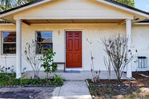 House in Kissimmee, Florida 2 bedrooms, 92.9 sq.m. № 2116999 - photo 6