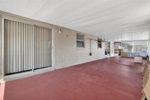 House in Kissimmee, Florida 2 bedrooms, 92.9 sq.m. № 2116999 - photo 29