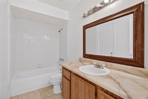 House in Kissimmee, Florida 2 bedrooms, 92.9 sq.m. № 2116999 - photo 14