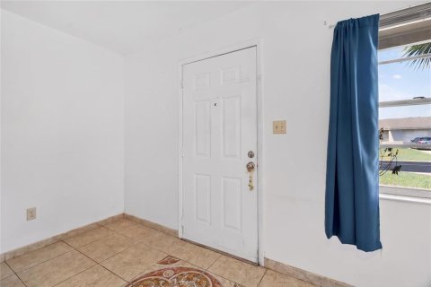 House in Kissimmee, Florida 2 bedrooms, 92.9 sq.m. № 2116999 - photo 7