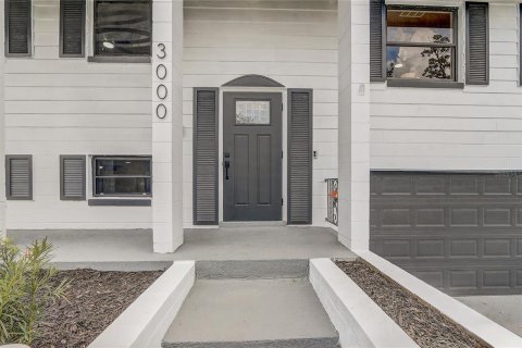 House in Orlando, Florida 5 bedrooms, 220.74 sq.m. № 1831402 - photo 5