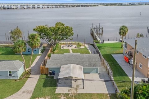 Casa en alquiler en Ellenton, Florida, 3 dormitorios, 79.99 m2 № 2108480 - foto 2