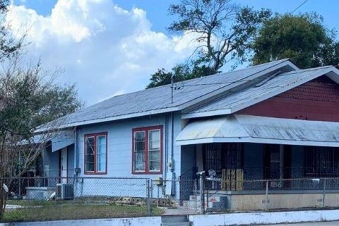 Casa en venta en Tampa, Florida, 3 dormitorios, 119.57 m2 № 1824410 - foto 1