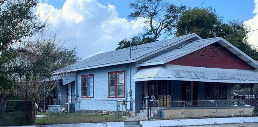 Casa en Tampa, Florida 3 dormitorios, 119.57 m2 № 1824410
