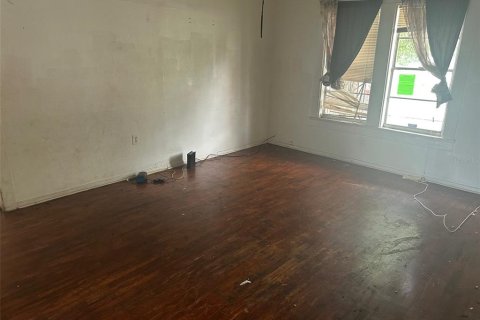 Casa en venta en Tampa, Florida, 3 dormitorios, 119.57 m2 № 1824410 - foto 2