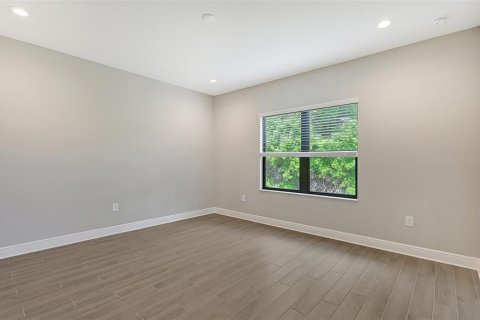 House in Englewood, Florida 2 bedrooms, 151.62 sq.m. № 1525831 - photo 21