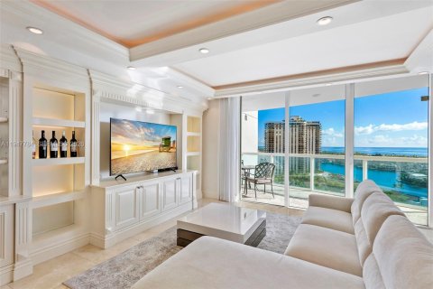 Condo in Aventura, Florida, 3 bedrooms  № 2004790 - photo 7