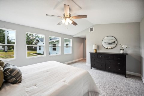 House in Lakeland, Florida 3 bedrooms, 204.11 sq.m. № 1686637 - photo 24