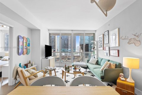 Condo in Miami, Florida, 2 bedrooms  № 2253297 - photo 12