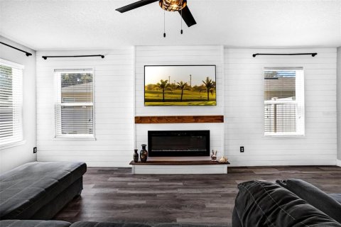 House in Groveland, Florida 4 bedrooms, 204.48 sq.m. № 1902588 - photo 5