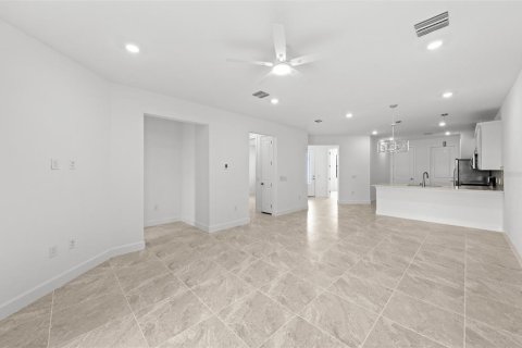Villa ou maison à vendre à Lakewood Ranch, Floride: 2 chambres, 134.52 m2 № 1886029 - photo 14