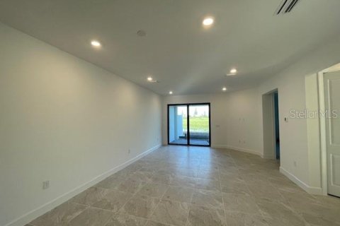 House in Lakewood Ranch, Florida 2 bedrooms, 134.52 sq.m. № 1886029 - photo 4