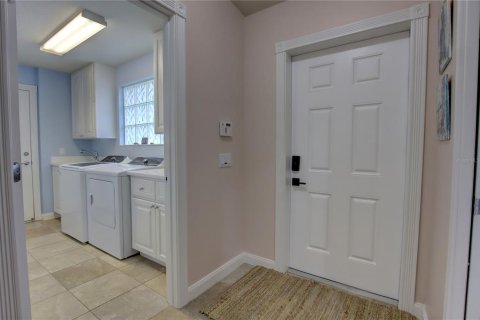 Dúplex en venta en Orlando, Florida, 2 dormitorios, 141.77 m2 № 2098245 - foto 24