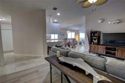 Dúplex en venta en Orlando, Florida, 2 dormitorios, 141.77 m2 № 2098245 - foto 12