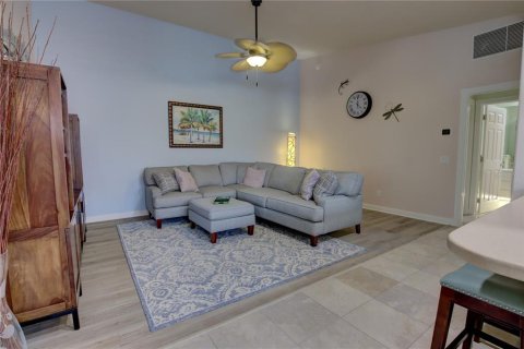 Dúplex en venta en Orlando, Florida, 2 dormitorios, 141.77 m2 № 2098245 - foto 11