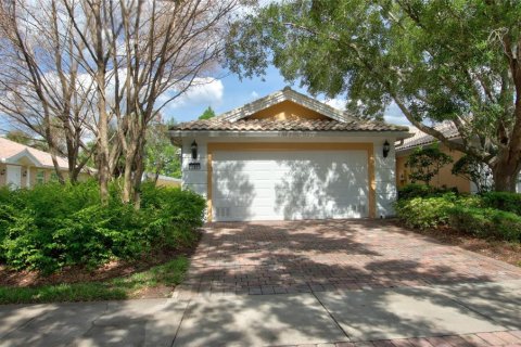 Dúplex en venta en Orlando, Florida, 2 dormitorios, 141.77 m2 № 2098245 - foto 2
