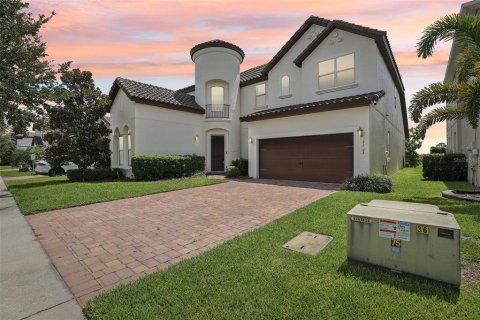 House in Winter Garden, Florida 5 bedrooms, 305.74 sq.m. № 1803896 - photo 24