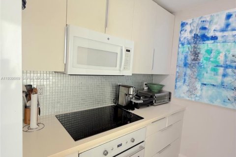 Купить кондоминиум в Майами-Бич, Флорида 4 комнаты, 88.26м2, № 2154803 - фото 14