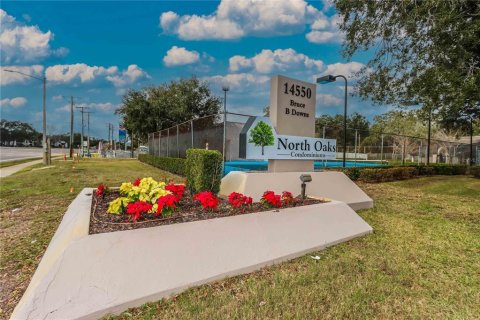 Condo in Tampa, Florida, 2 bedrooms  № 2101607 - photo 25
