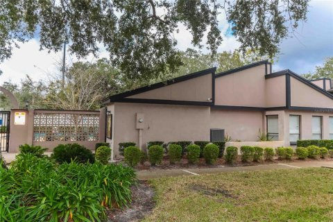 Condo in Tampa, Florida, 2 bedrooms  № 2101607 - photo 21