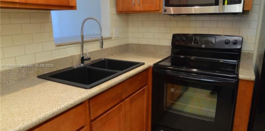 Condo à North Miami Beach, Floride, 1 chambre  № 1940672