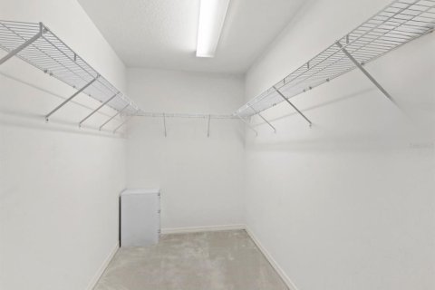 Купить кондоминиум в Венеция, Флорида 9 комнат, 167.5м2, № 1909867 - фото 14