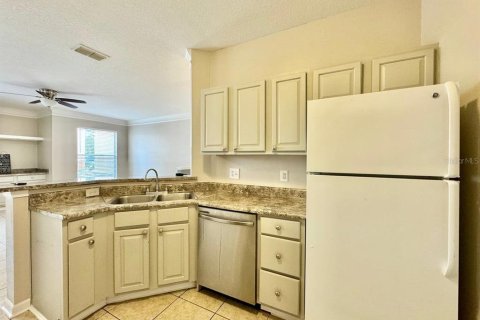 Copropriété à louer à Tampa, Floride: 2 chambres, 103.12 m2 № 2398444 - photo 9