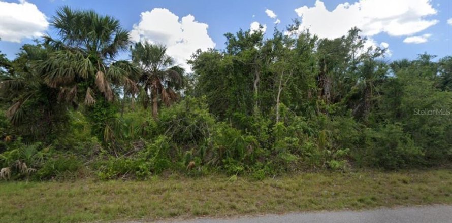 Land in Port Charlotte, Florida № 2163745