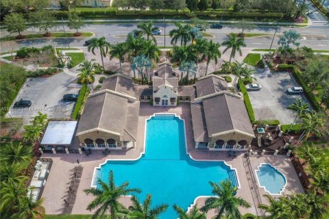 Townhouse in Homestead, Florida 3 bedrooms, 114.64 sq.m. № 1930080 - photo 23