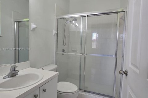 Townhouse in Homestead, Florida 3 bedrooms, 114.64 sq.m. № 1930080 - photo 18