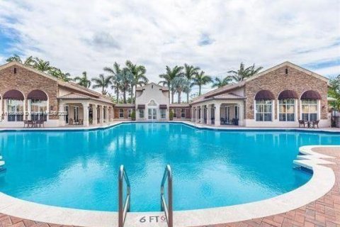 Townhouse in Homestead, Florida 3 bedrooms, 114.64 sq.m. № 1930080 - photo 26