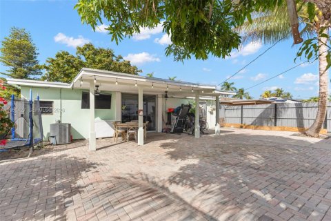 Casa en venta en Lake Worth, Florida, 3 dormitorios, 141.58 m2 № 2007610 - foto 24