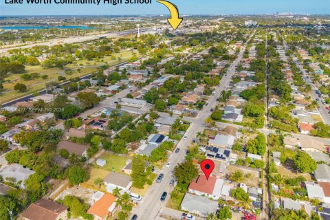 Casa en venta en Lake Worth, Florida, 3 dormitorios, 141.58 m2 № 2007610 - foto 29