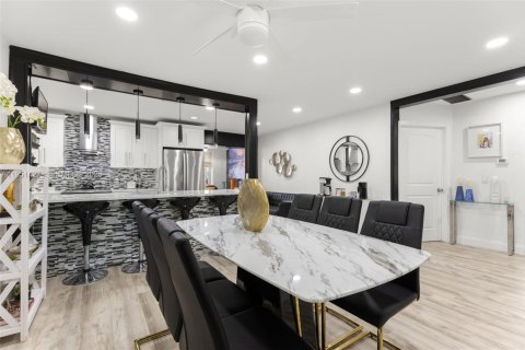 Casa en venta en Lake Worth, Florida, 3 dormitorios, 141.58 m2 № 2007610 - foto 4