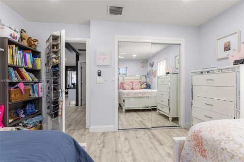 Casa en venta en Lake Worth, Florida, 3 dormitorios, 141.58 m2 № 2007610 - foto 17