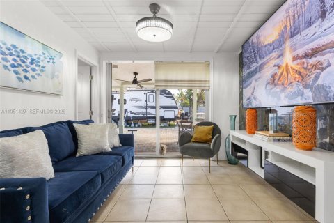 Casa en venta en Lake Worth, Florida, 3 dormitorios, 141.58 m2 № 2007610 - foto 11