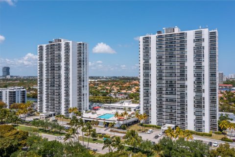 Condominio en venta en Aventura, Florida, 2 dormitorios, 106.09 m2 № 1858856 - foto 20
