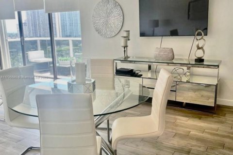 Condominio en venta en Aventura, Florida, 2 dormitorios, 106.09 m2 № 1858856 - foto 6