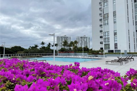 Condominio en venta en Aventura, Florida, 2 dormitorios, 106.09 m2 № 1858856 - foto 28