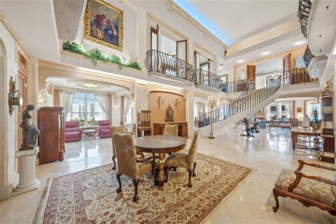 Купить кондоминиум в Сарасота, Флорида 10 комнат, 667.78м2, № 2125493 - фото 9