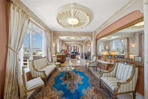 Купить кондоминиум в Сарасота, Флорида 10 комнат, 667.78м2, № 2125493 - фото 15