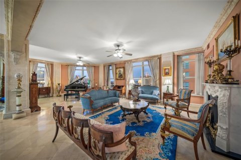 Купить кондоминиум в Сарасота, Флорида 10 комнат, 667.78м2, № 2125493 - фото 22