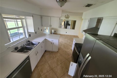 Casa en alquiler en Orlando, Florida, 4 dormitorios, 137.5 m2 № 1602472 - foto 16