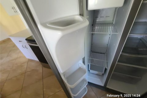 Casa en alquiler en Orlando, Florida, 4 dormitorios, 137.5 m2 № 1602472 - foto 19
