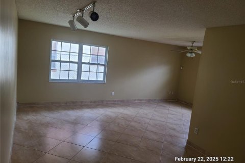 Casa en alquiler en Orlando, Florida, 4 dormitorios, 137.5 m2 № 1602472 - foto 13