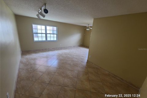 Casa en alquiler en Orlando, Florida, 4 dormitorios, 137.5 m2 № 1602472 - foto 7