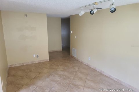 Casa en alquiler en Orlando, Florida, 4 dormitorios, 137.5 m2 № 1602472 - foto 8